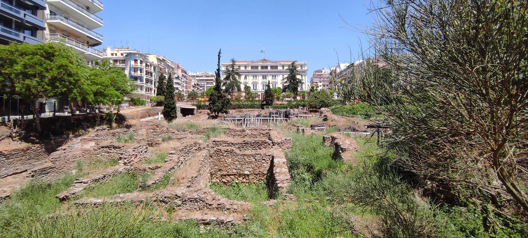 Η σημερινή εικόνα της Πλατείας Διοικητηρίου