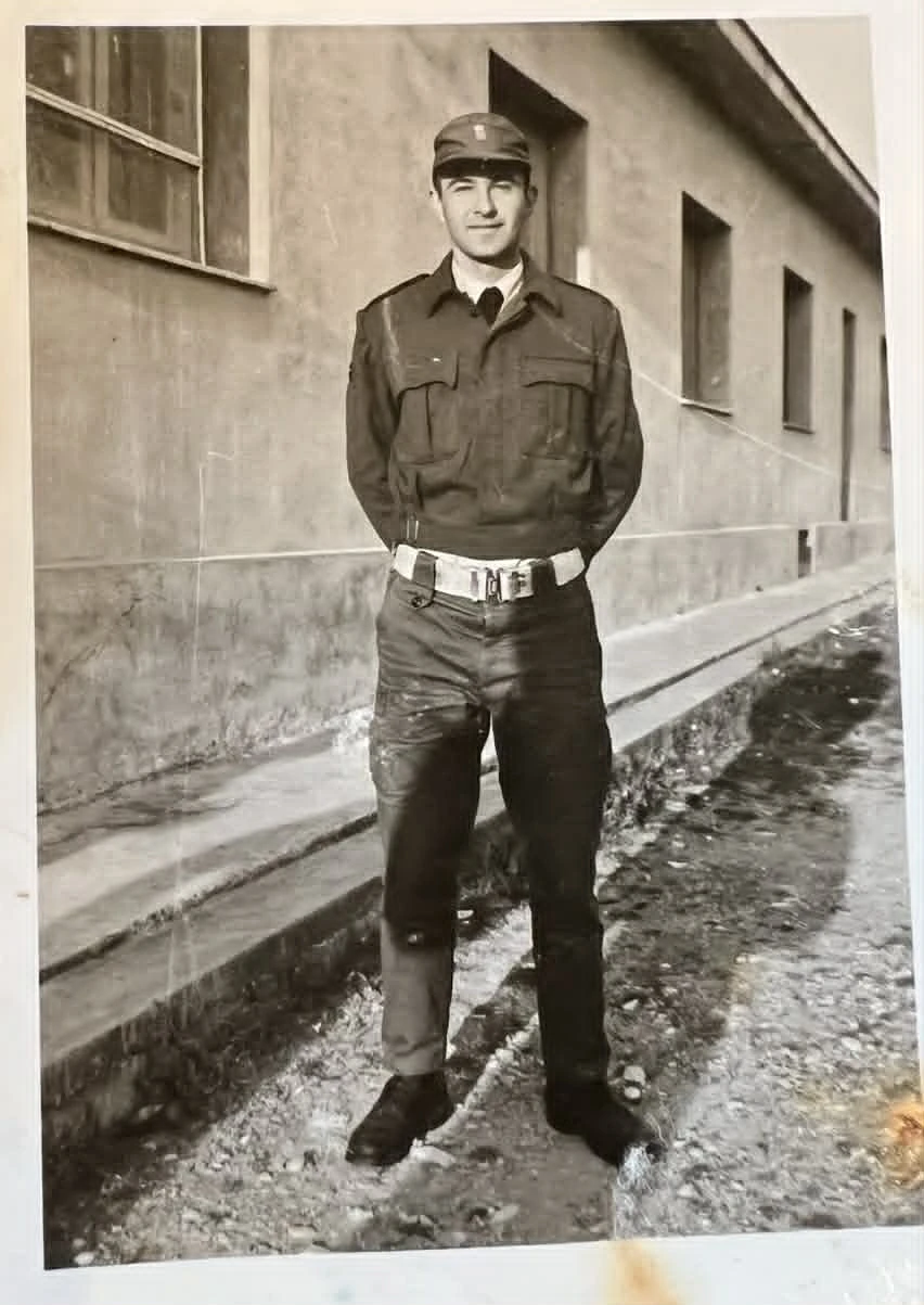 Ως δόκιμος αξιωματικός το 1969