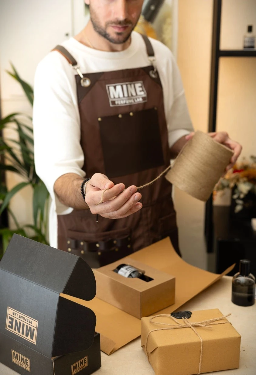 mine-perfume-13.jpg?v=0