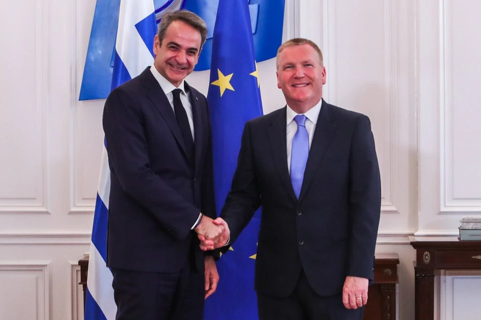 mitsotakis-epitropos-ee.jpg?v=0