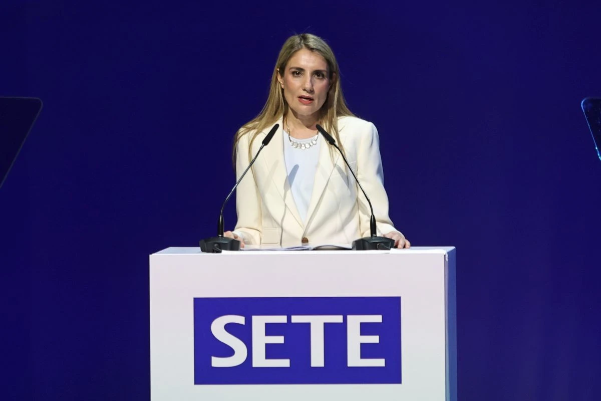 sete-smpokou-mitsotakis-maios-20260421.jpg
