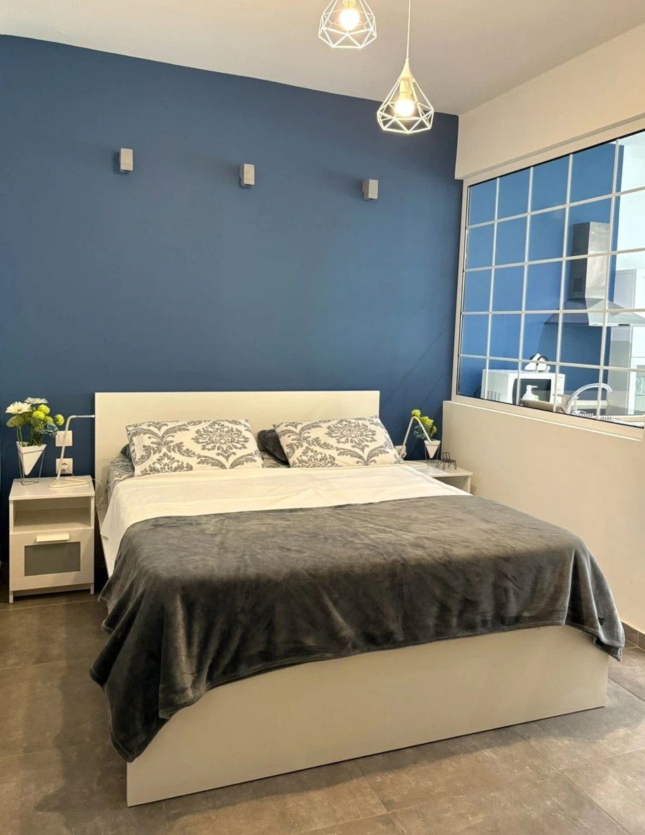 stay-in-thess-10.jpg?v=0