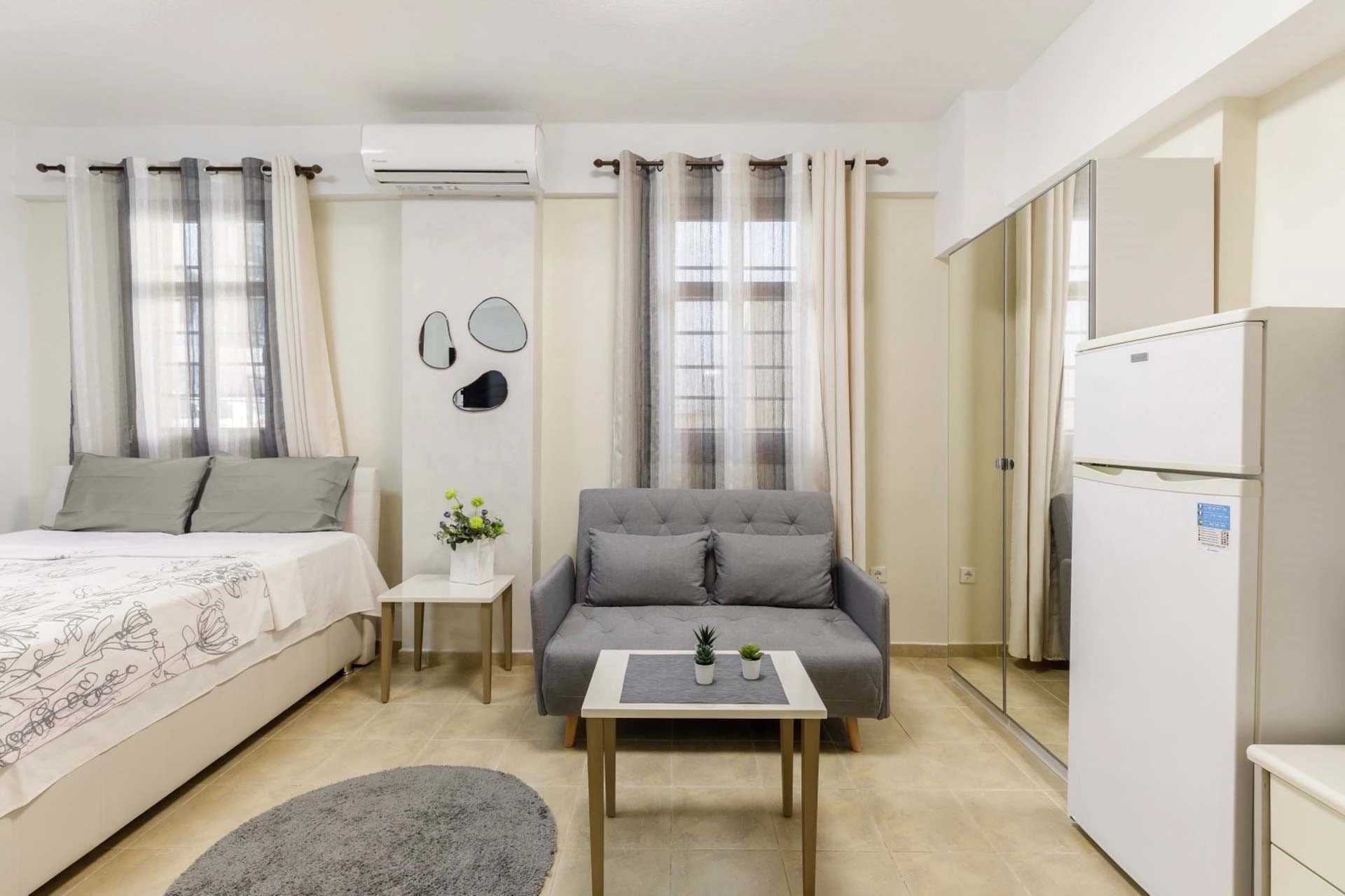 stay-in-thess-20.jpg?v=0