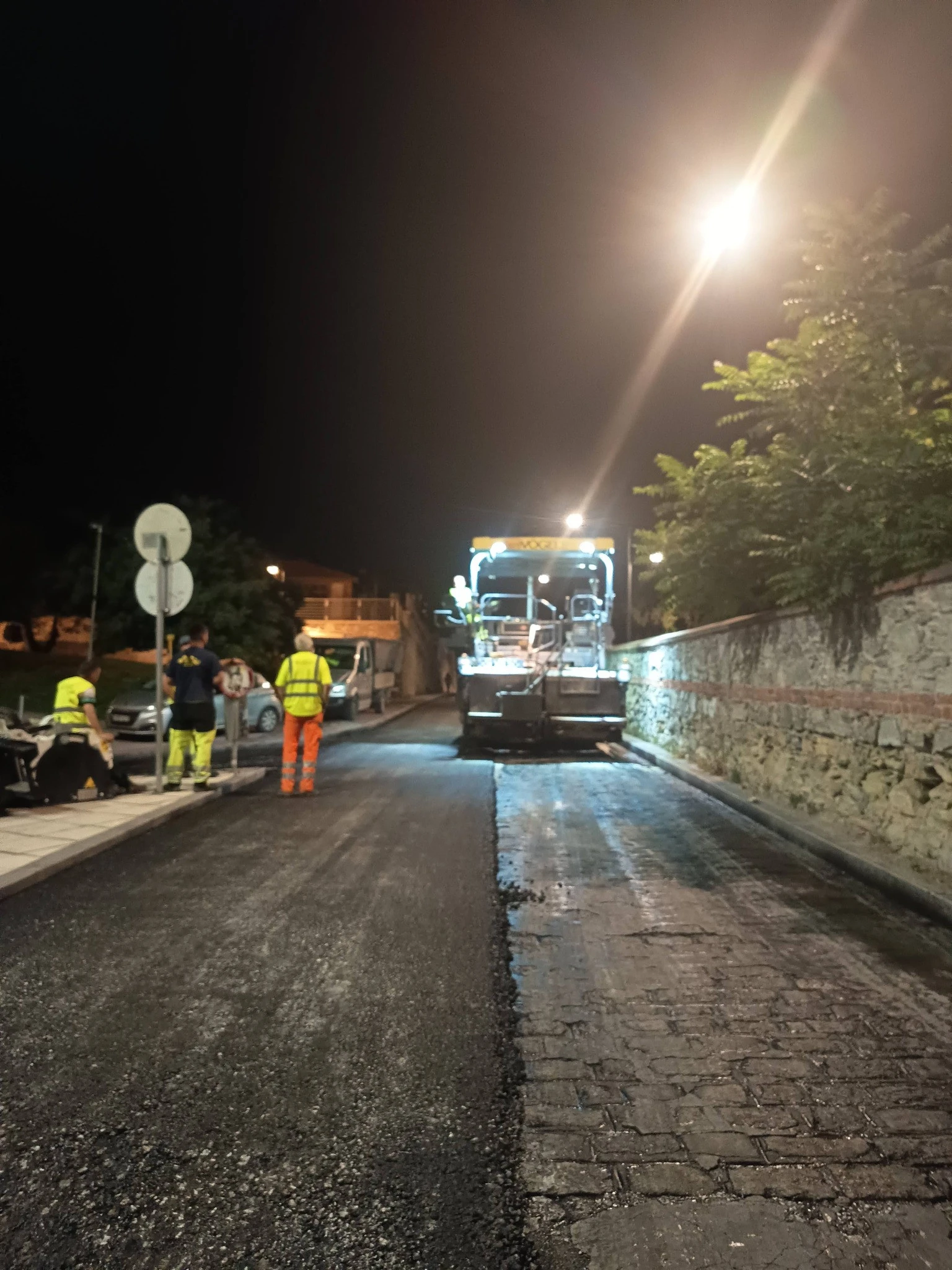 Οι εργασίες ασφαλτόστρωσης