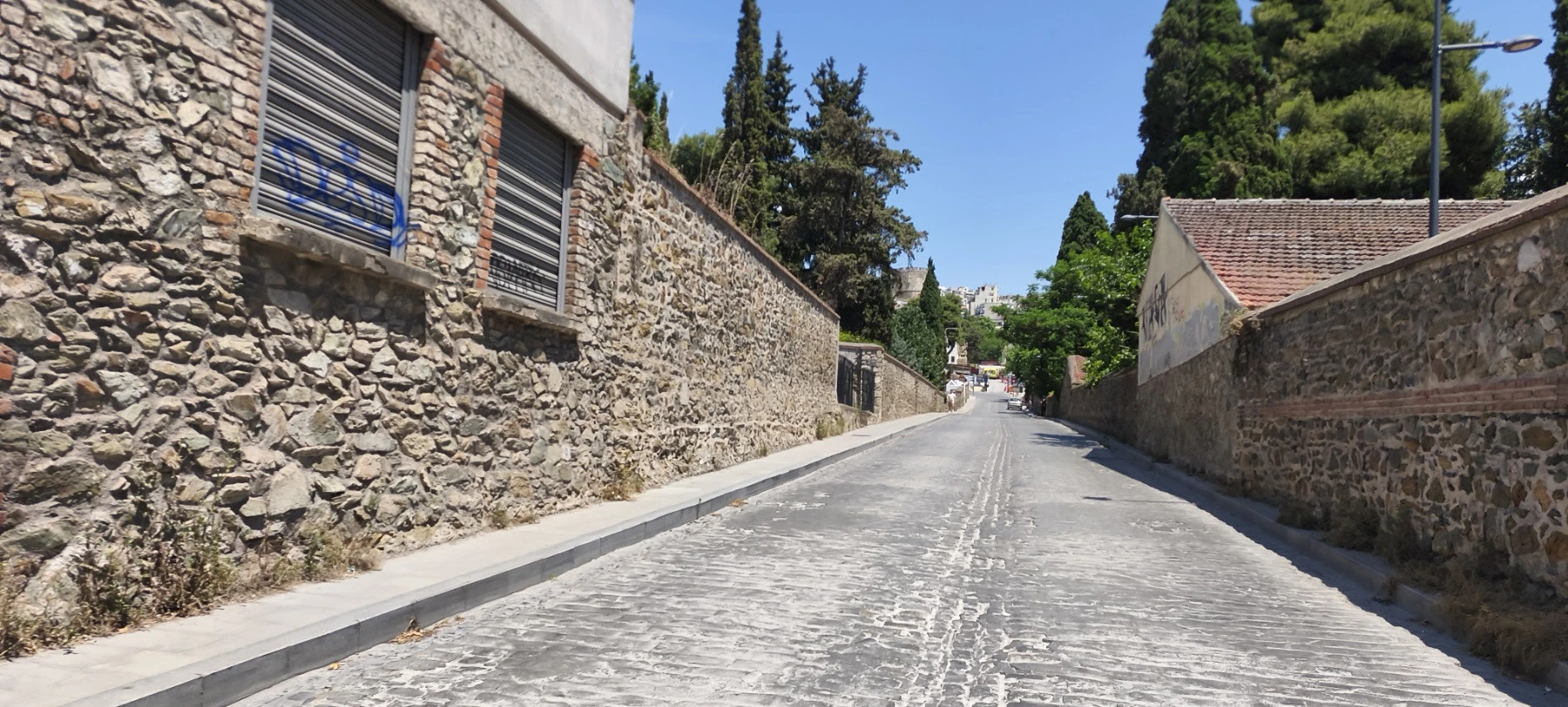 Ο δρόμος προς το Νοσοκομείο πριν την ασφαλτόστρωση