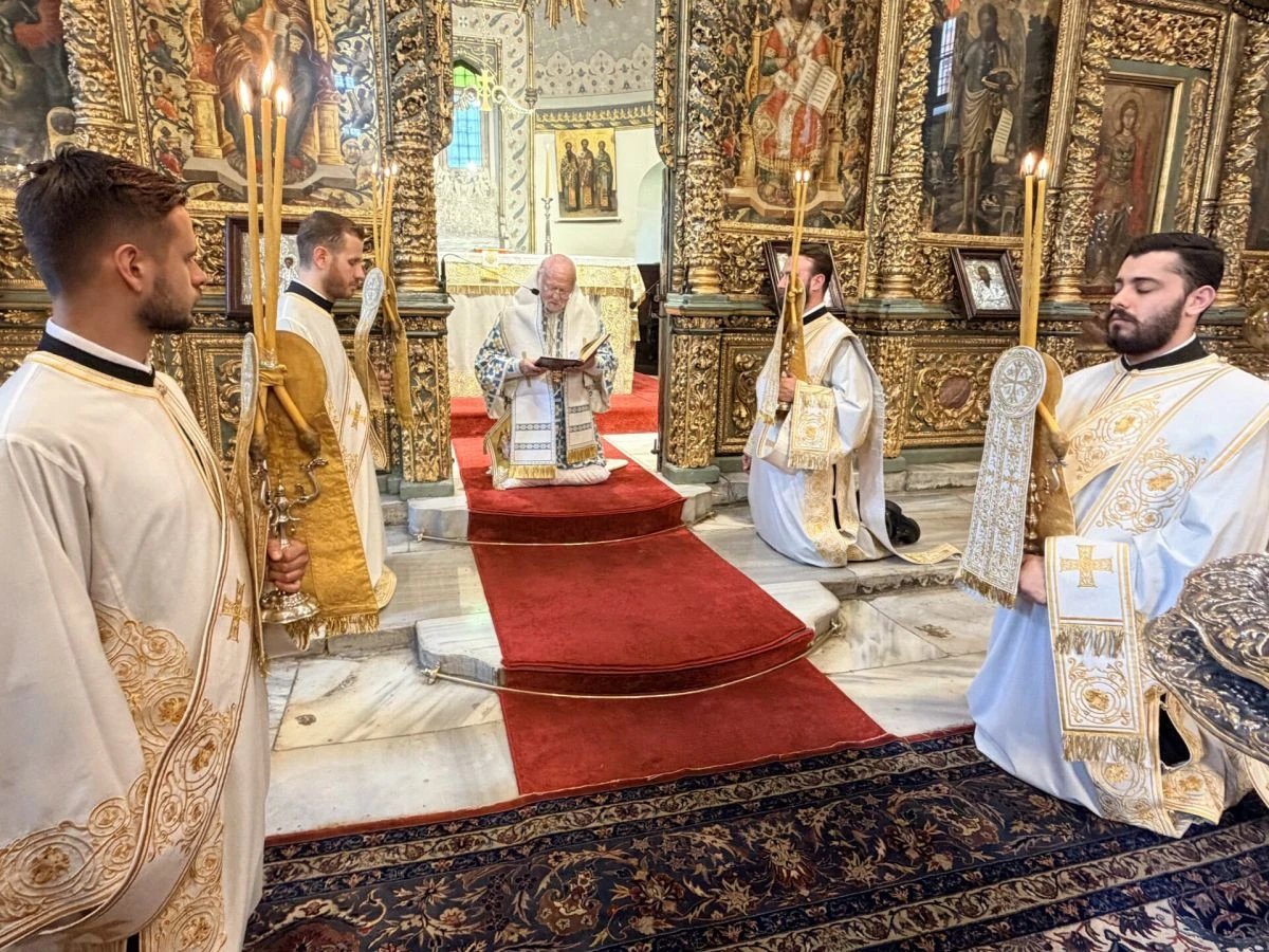 Πηγή φωτογραφίας: https://www.orthodoxianewsagency.gr/patriarxeia/oikomeniko-patriarxeio/xeirotonia-episkopou-tamisou-i-eorti-tis-pentikostis-sto-oikoumeniko-patriarxeio/