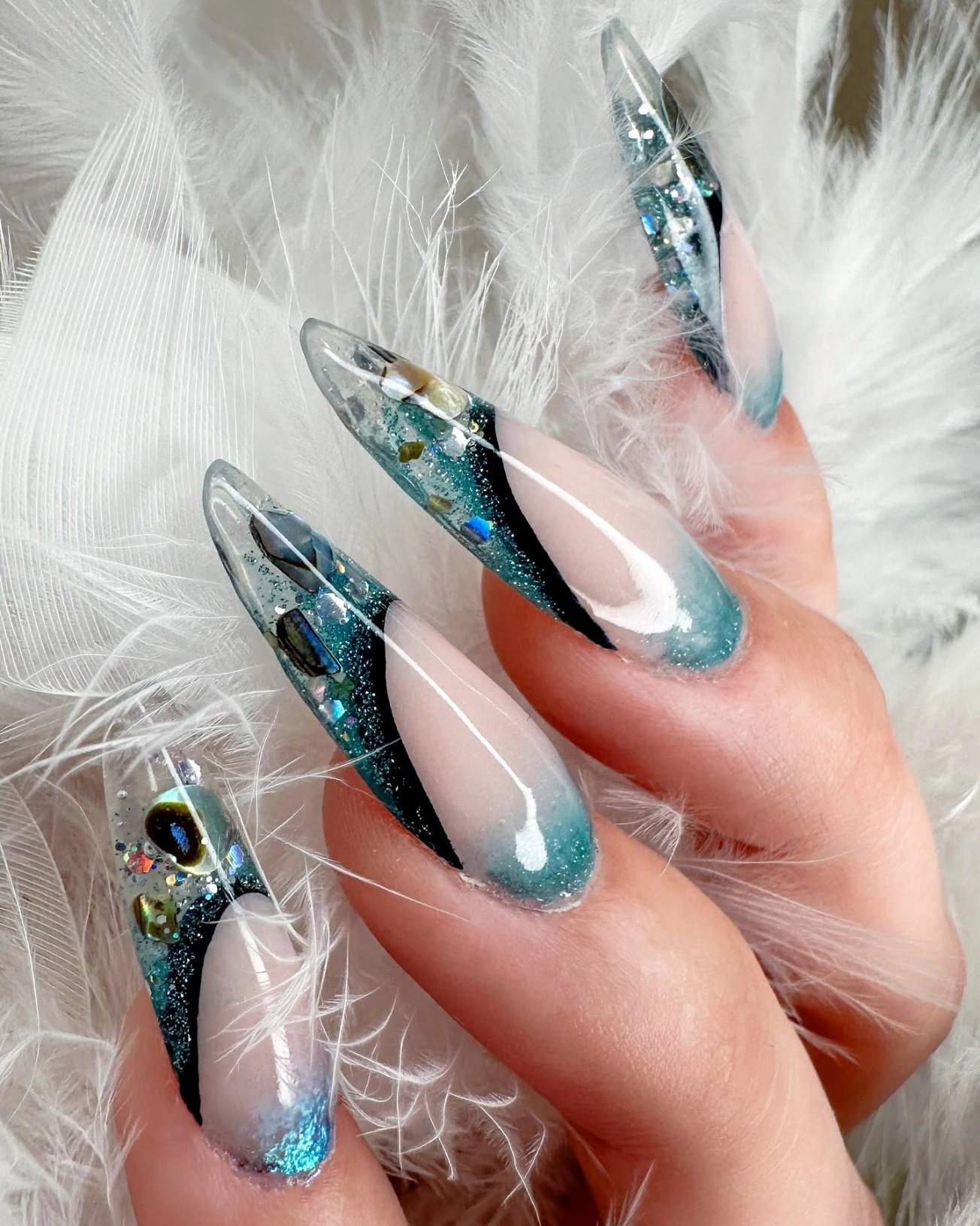 exclusive-beauty-specialist-12.jpg?v=0