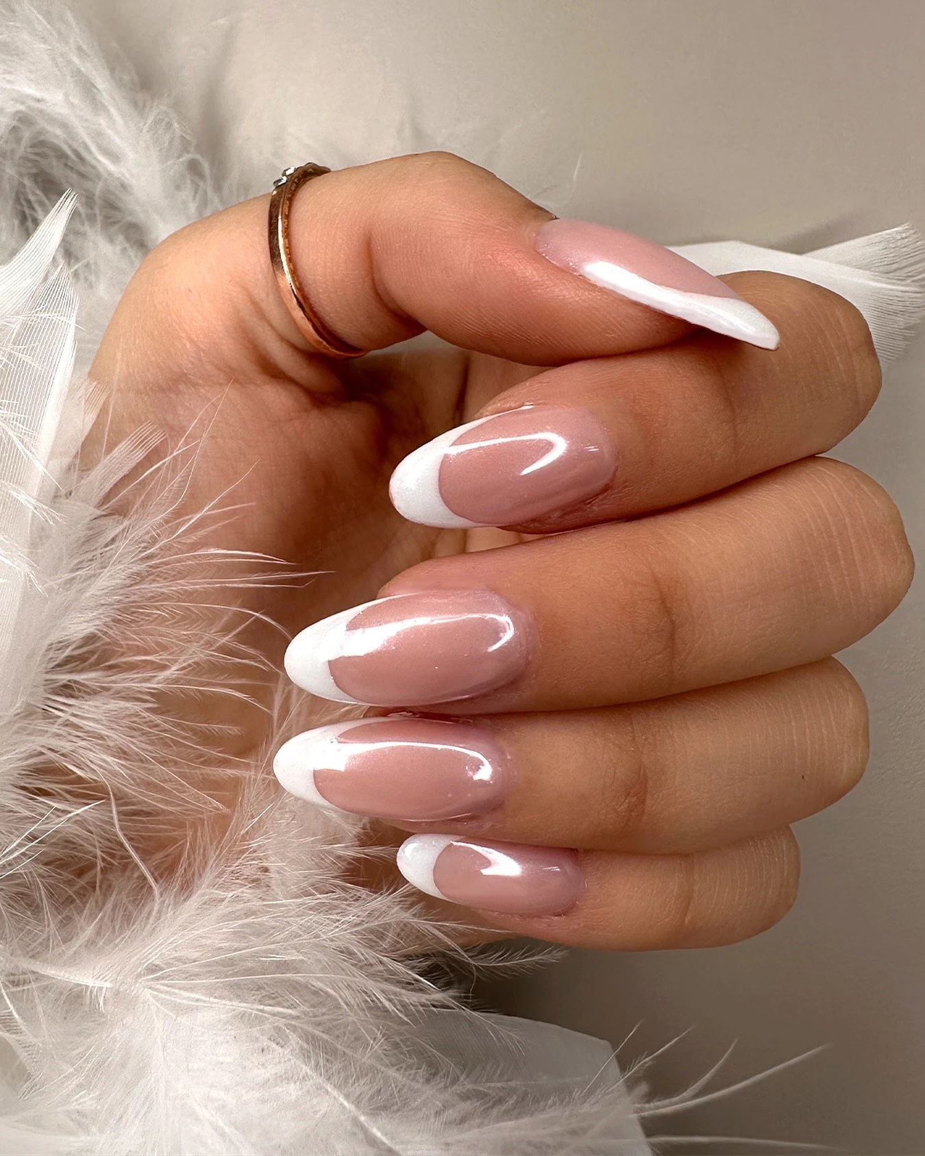 exclusive-beauty-specialist-8.jpg?v=0
