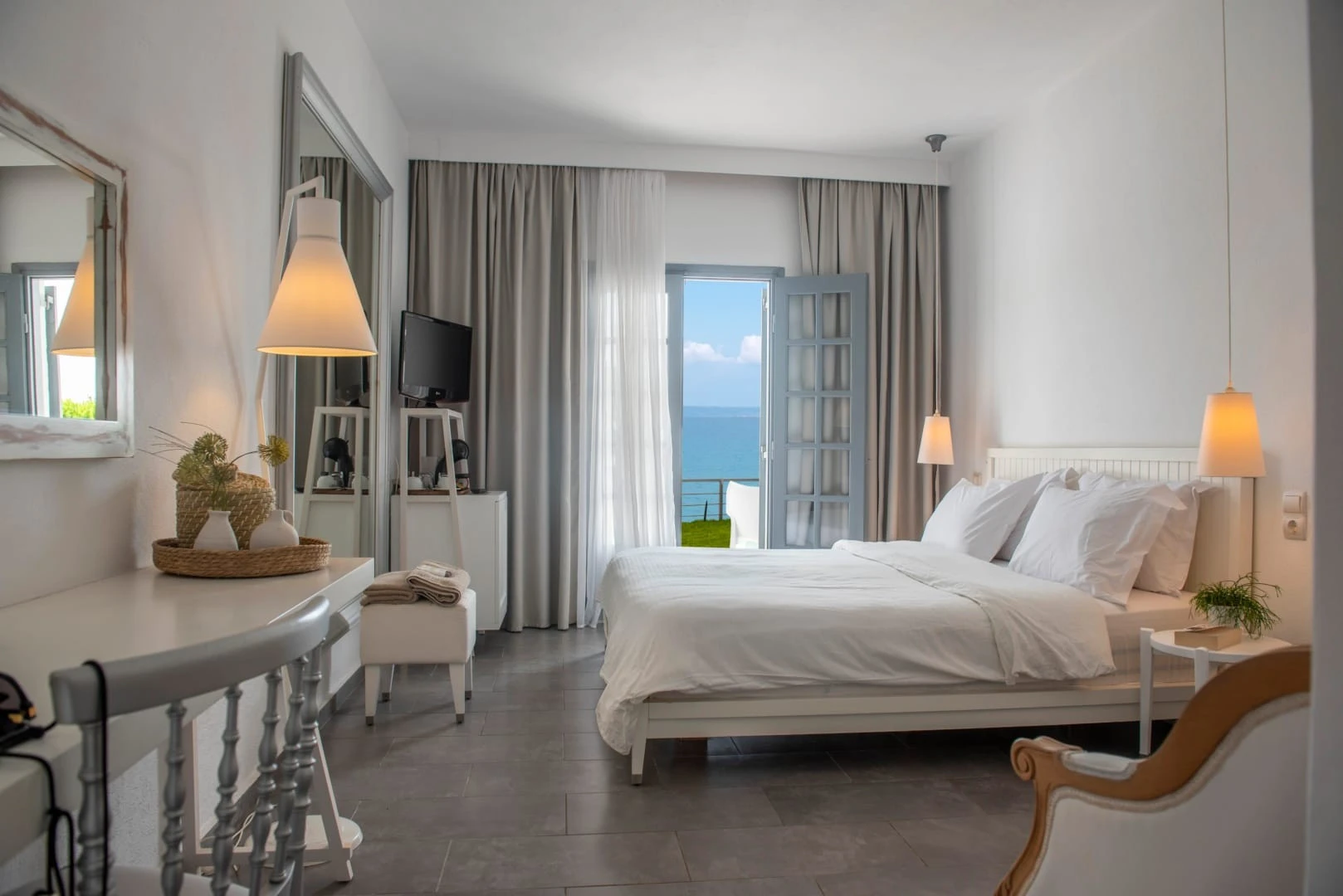 hotels-4.jpg?v=0