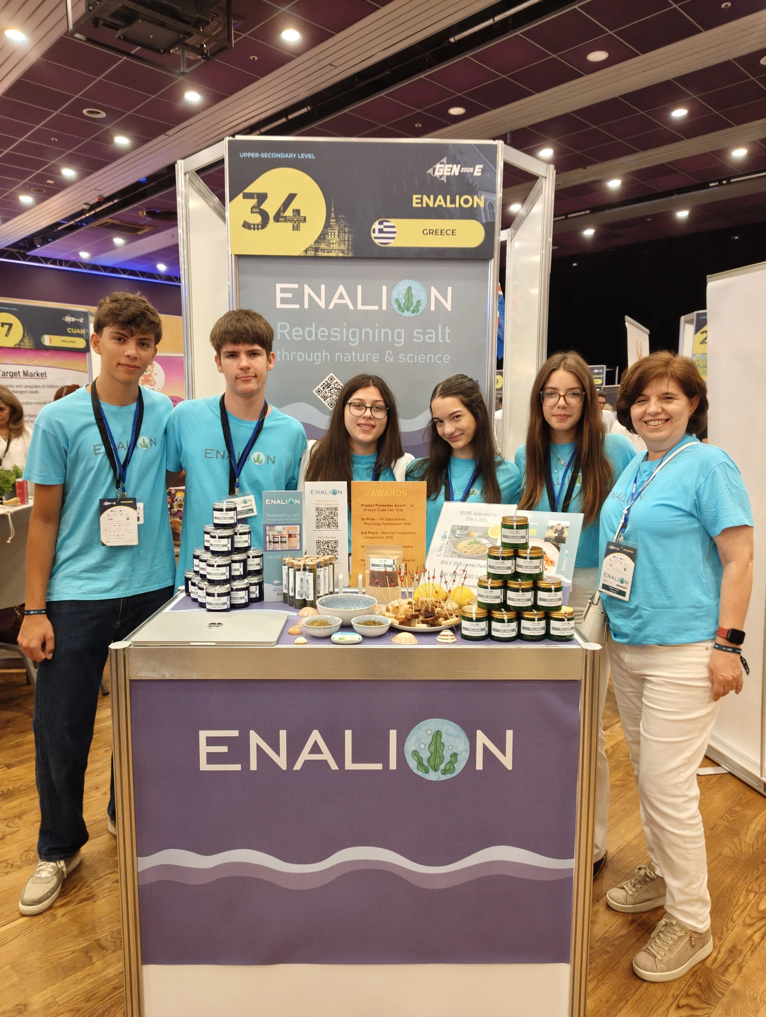 0-tradefairstandwithanna.jpg?v=0