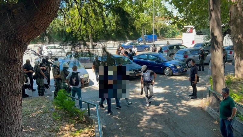 dikastiria-gkazakia-nestora1.jpg?v=0