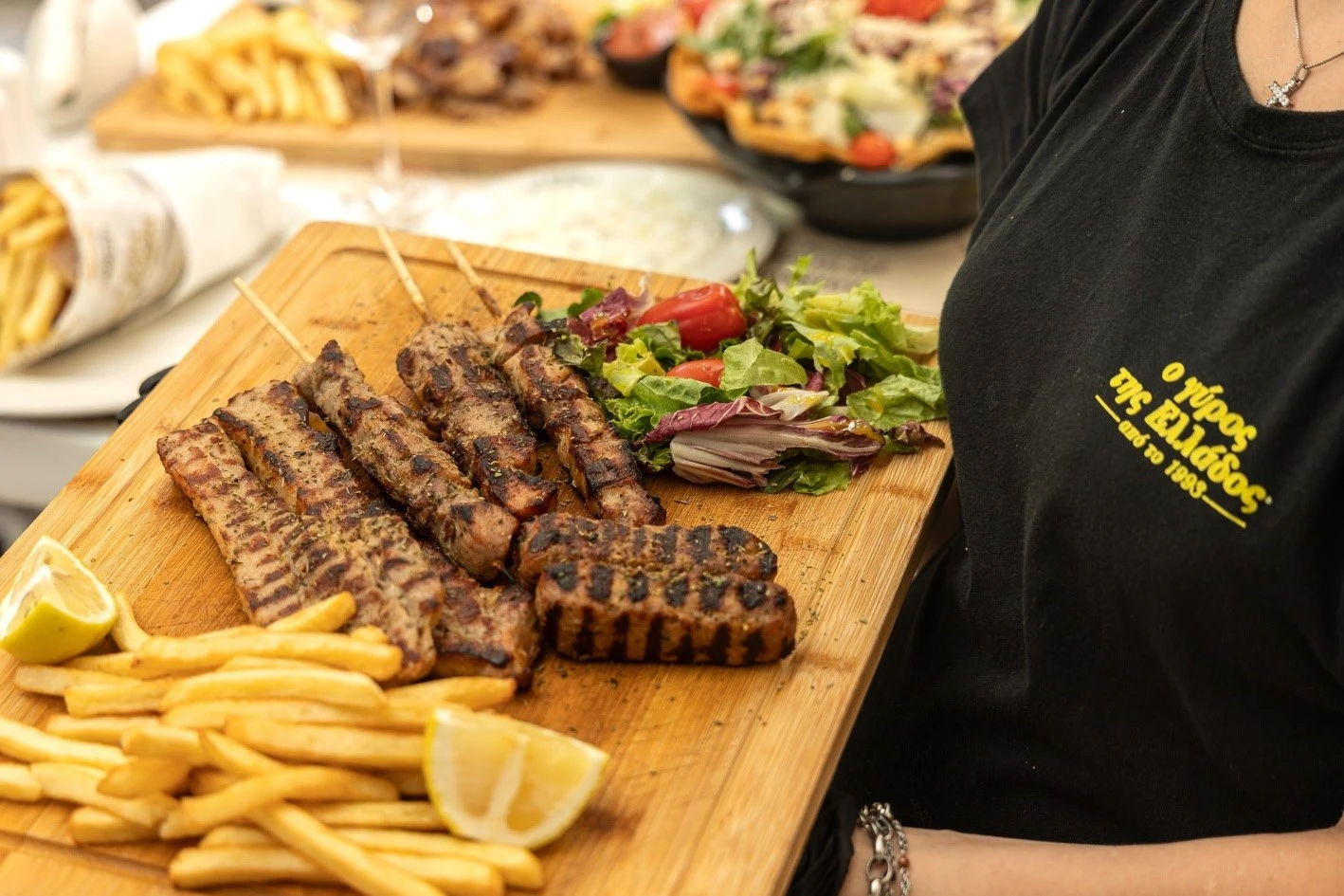 gyros-tis-ellados-10.jpg?v=0