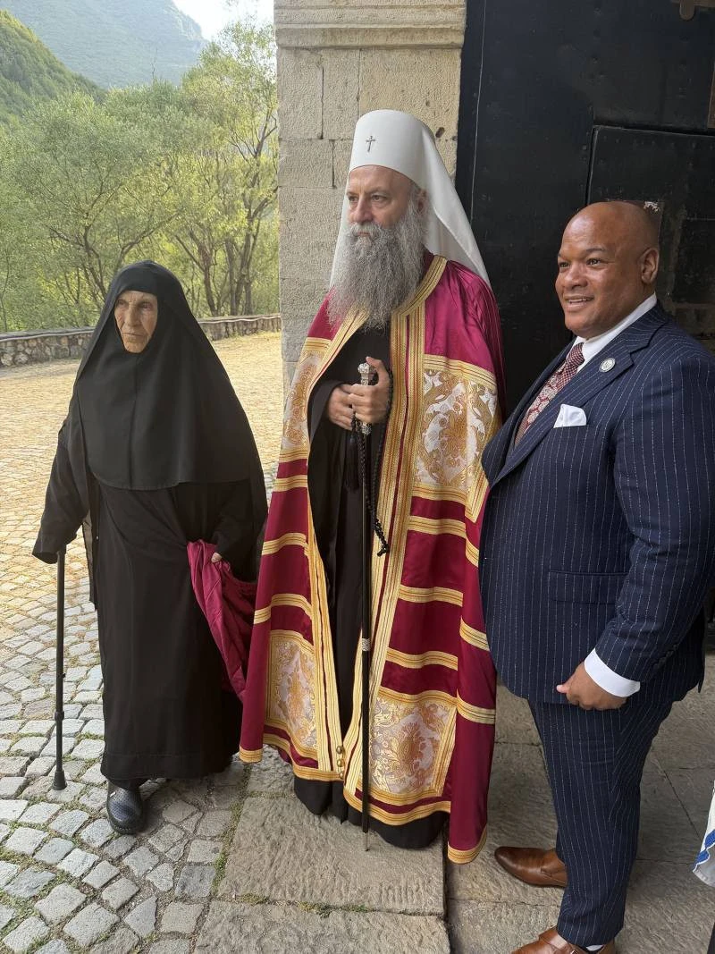 porfyrios-burns1.jpg