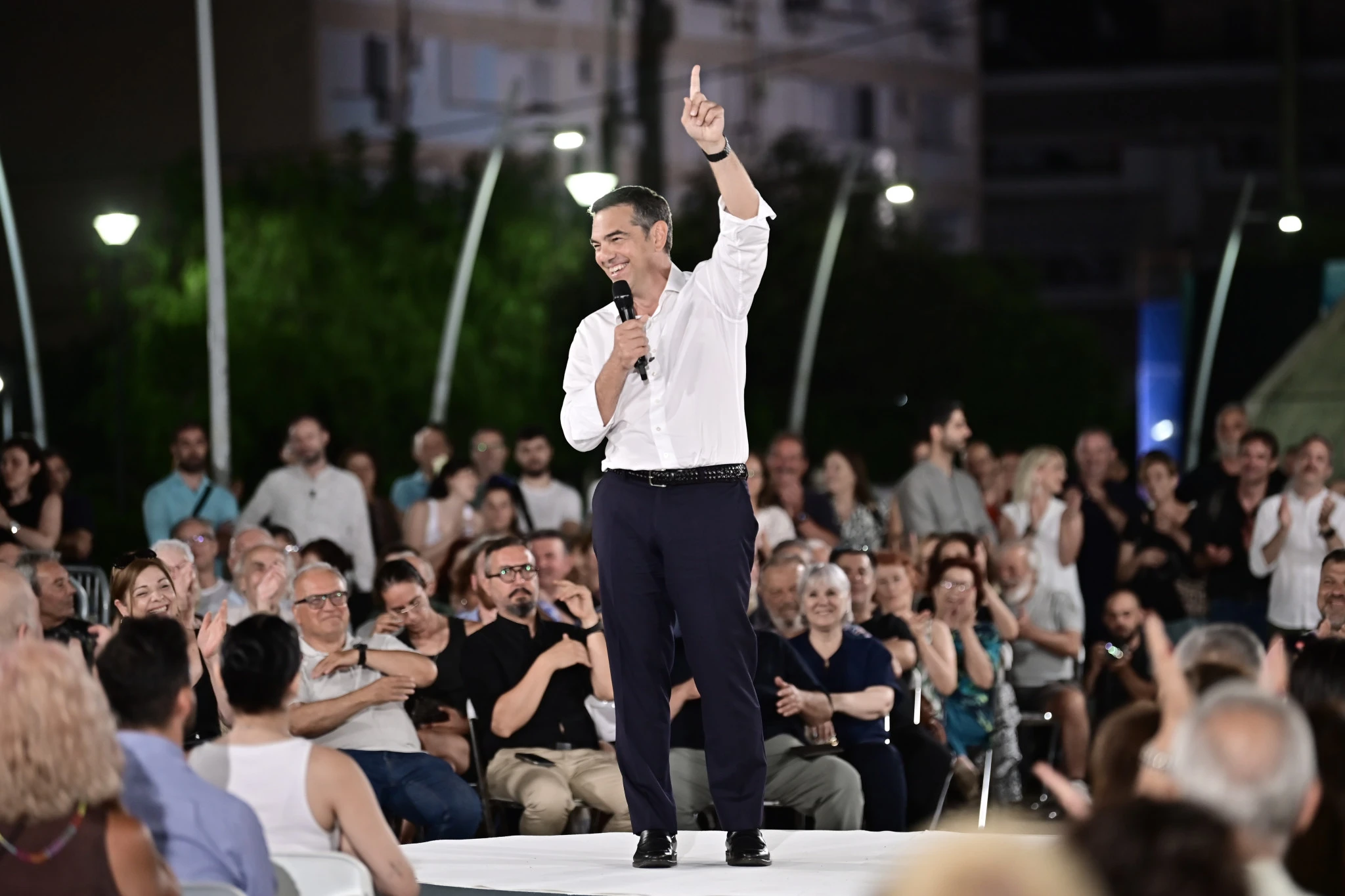 tsipras-peristeri-2.jpg?v=0