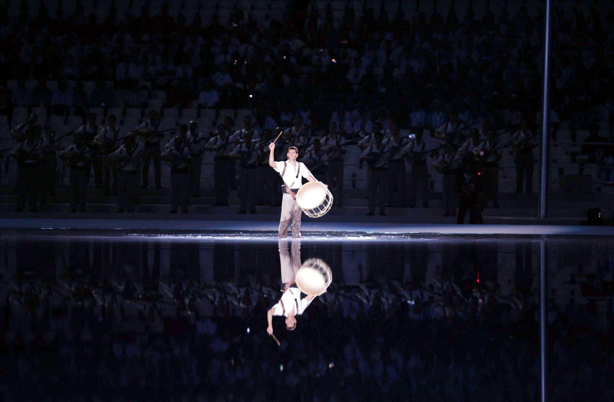 olympiakoi-athina-2004-teleti-enarxis-tympano.jpg