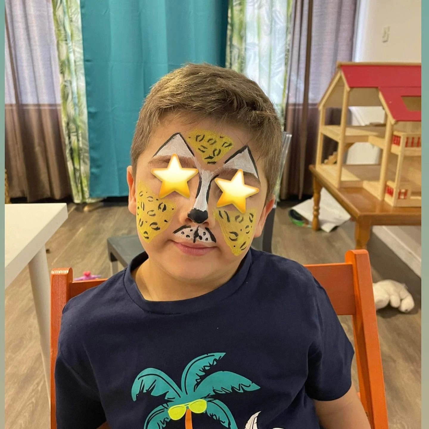 <b>FACE PAINTING</b>