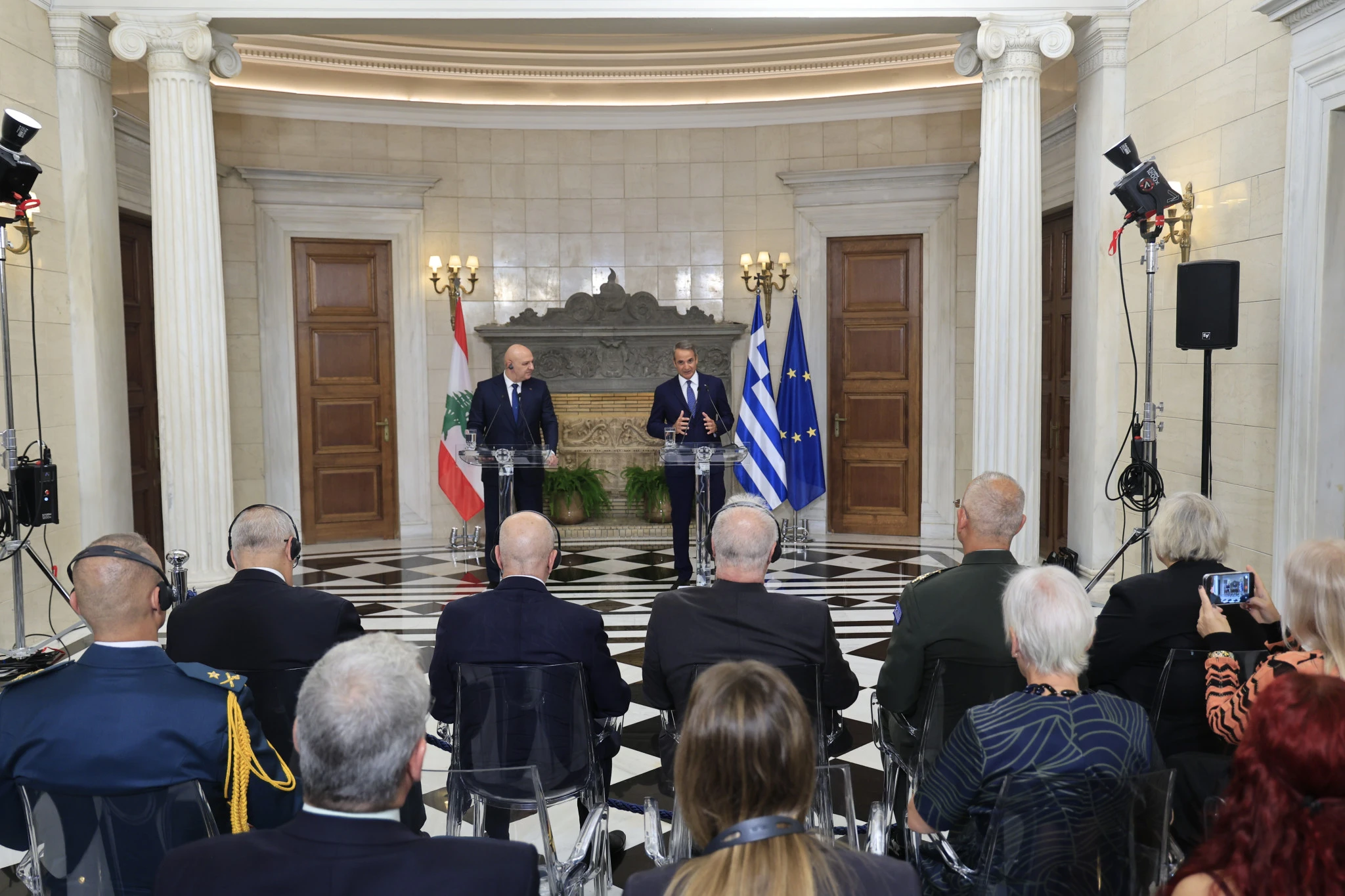mitsotakis-aoun-2.jpg?v=0
