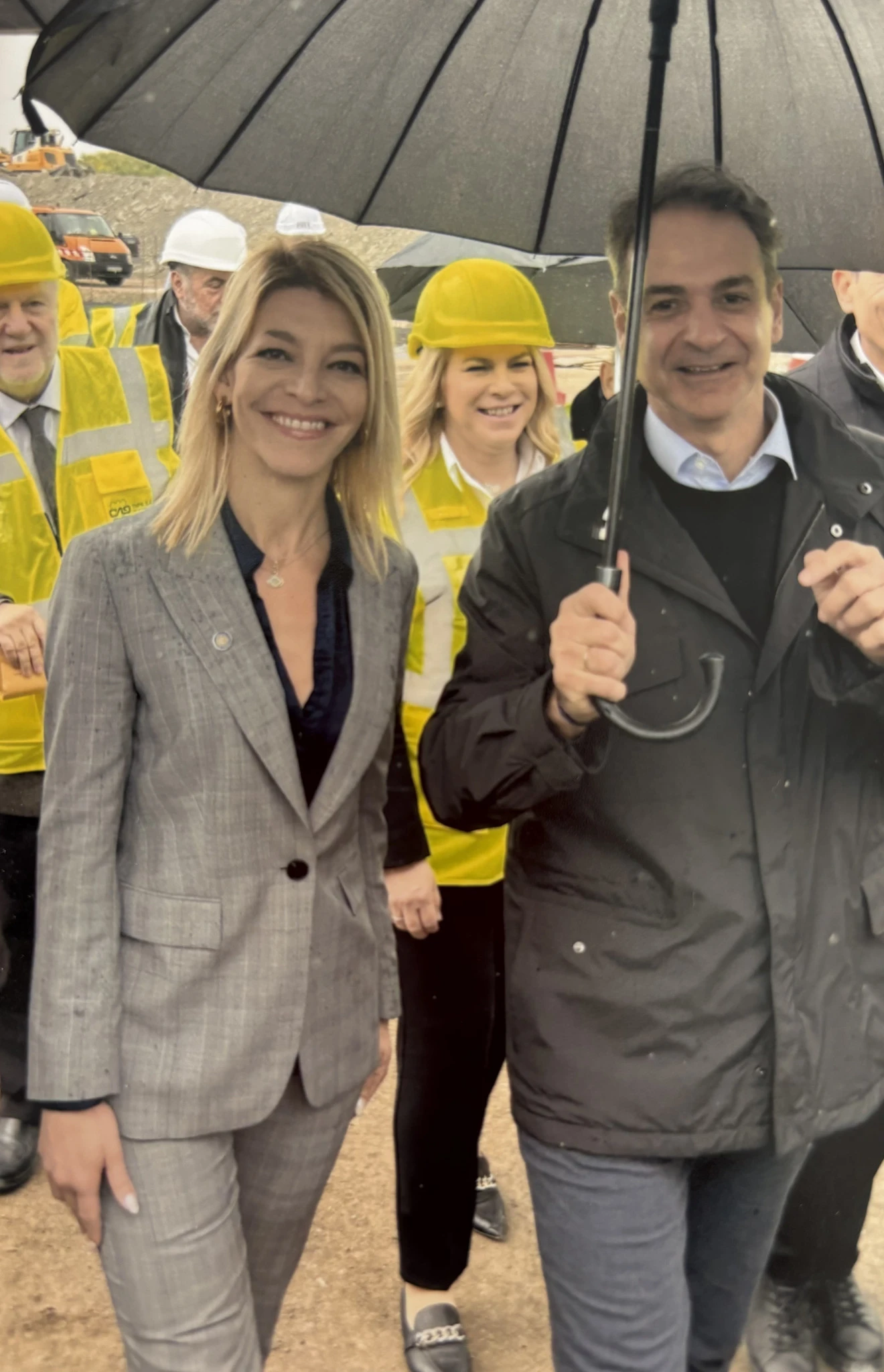 Με τον Κυριάκο Μητσοτάκη στην τελευταία του επίσκεψη στον 6ο προβλήτα του λιμανιού