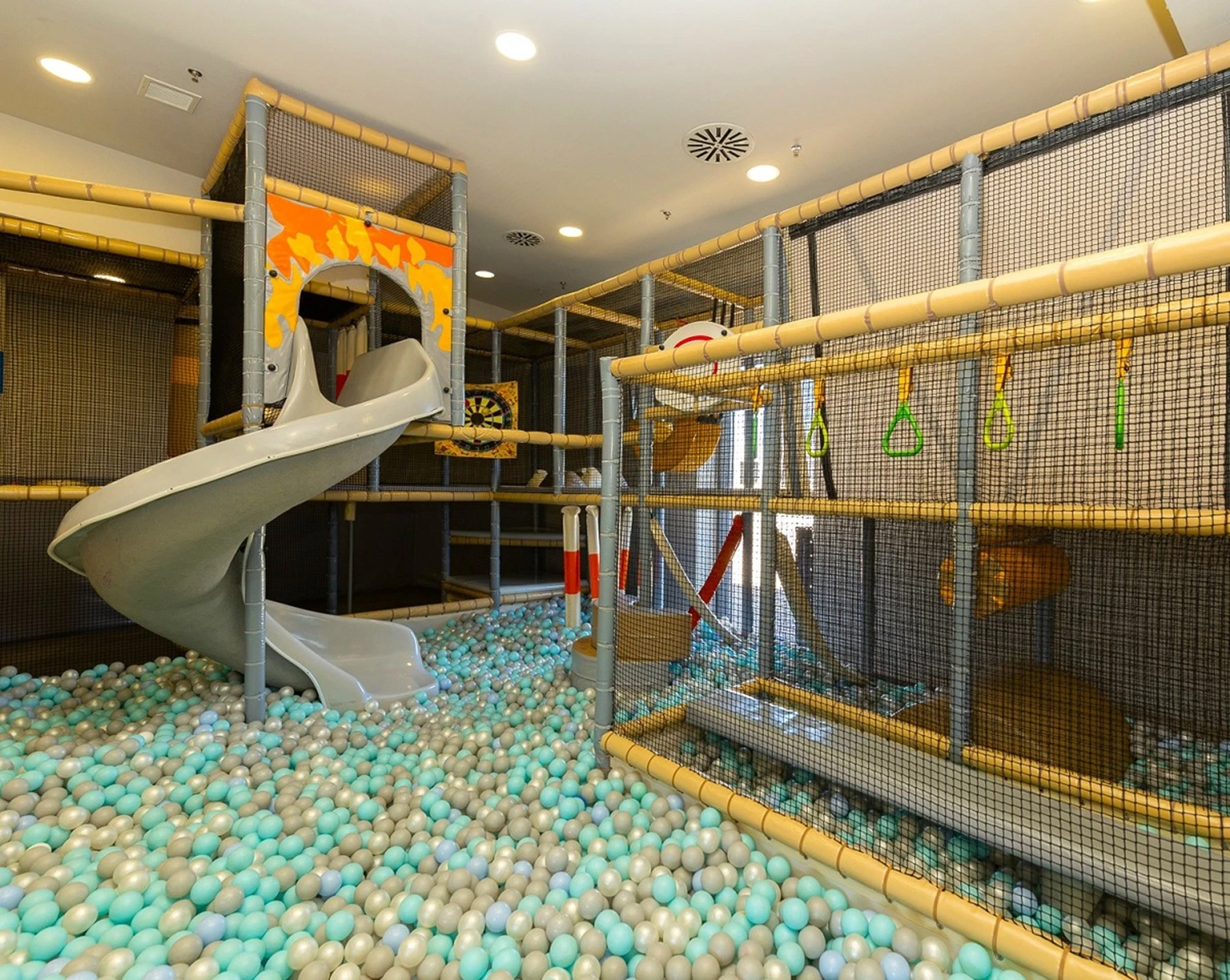 freedom-interactive-playzone-5.jpg?v=0