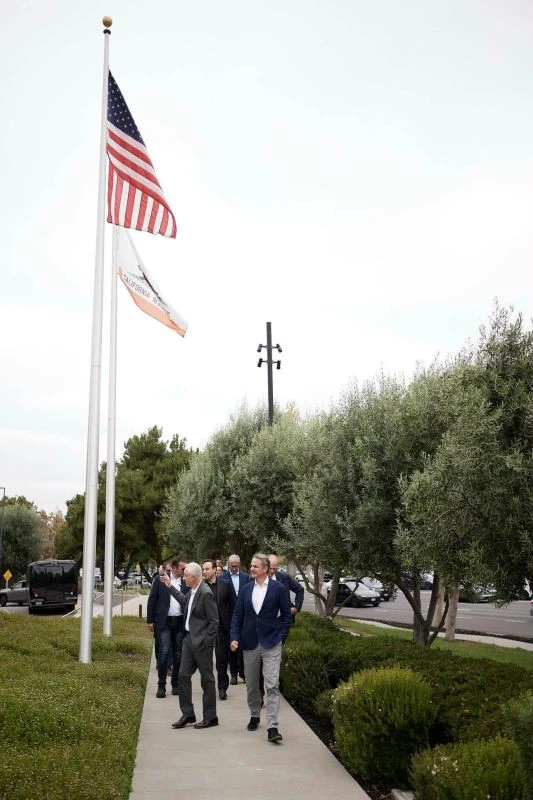 mitsotakis-nvidia-sequoia-usa-california-septemvrios-2026-0401.jpg?v=0