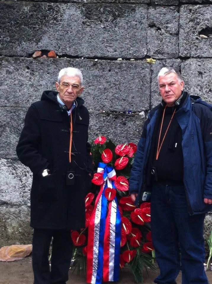 Απρίλιος του 2013: με τον Γιάννη Μπουτάρη στο Auschwitz