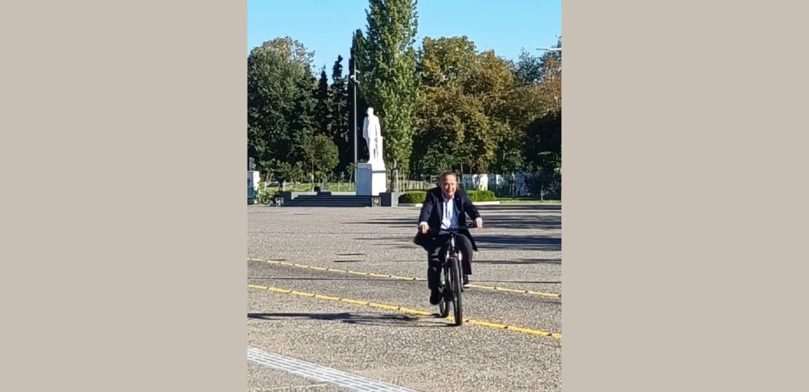 aggeloudis-podilatis-2.jpg