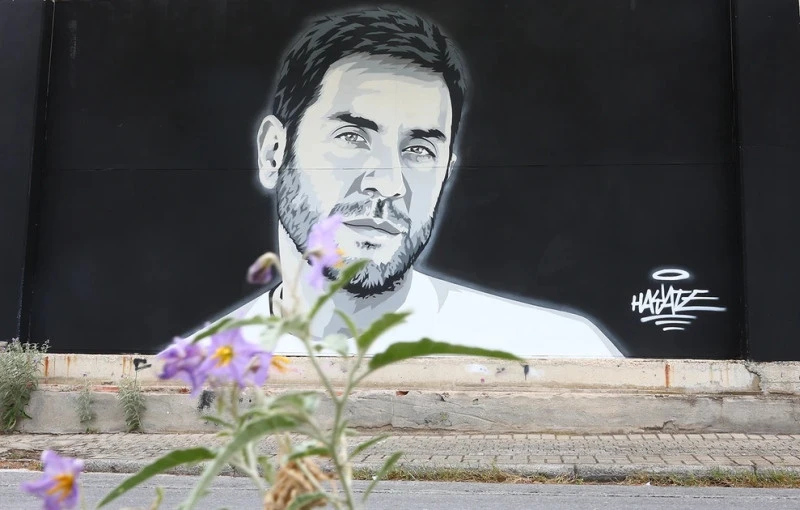 mazonakis-grafitri-thes2.jpg