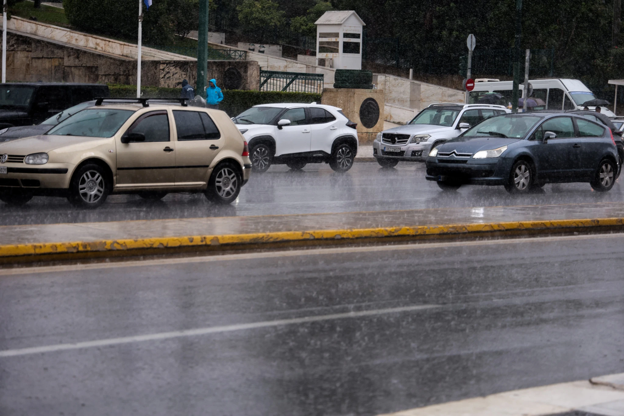 vroxi-athina-1.jpg?v=0