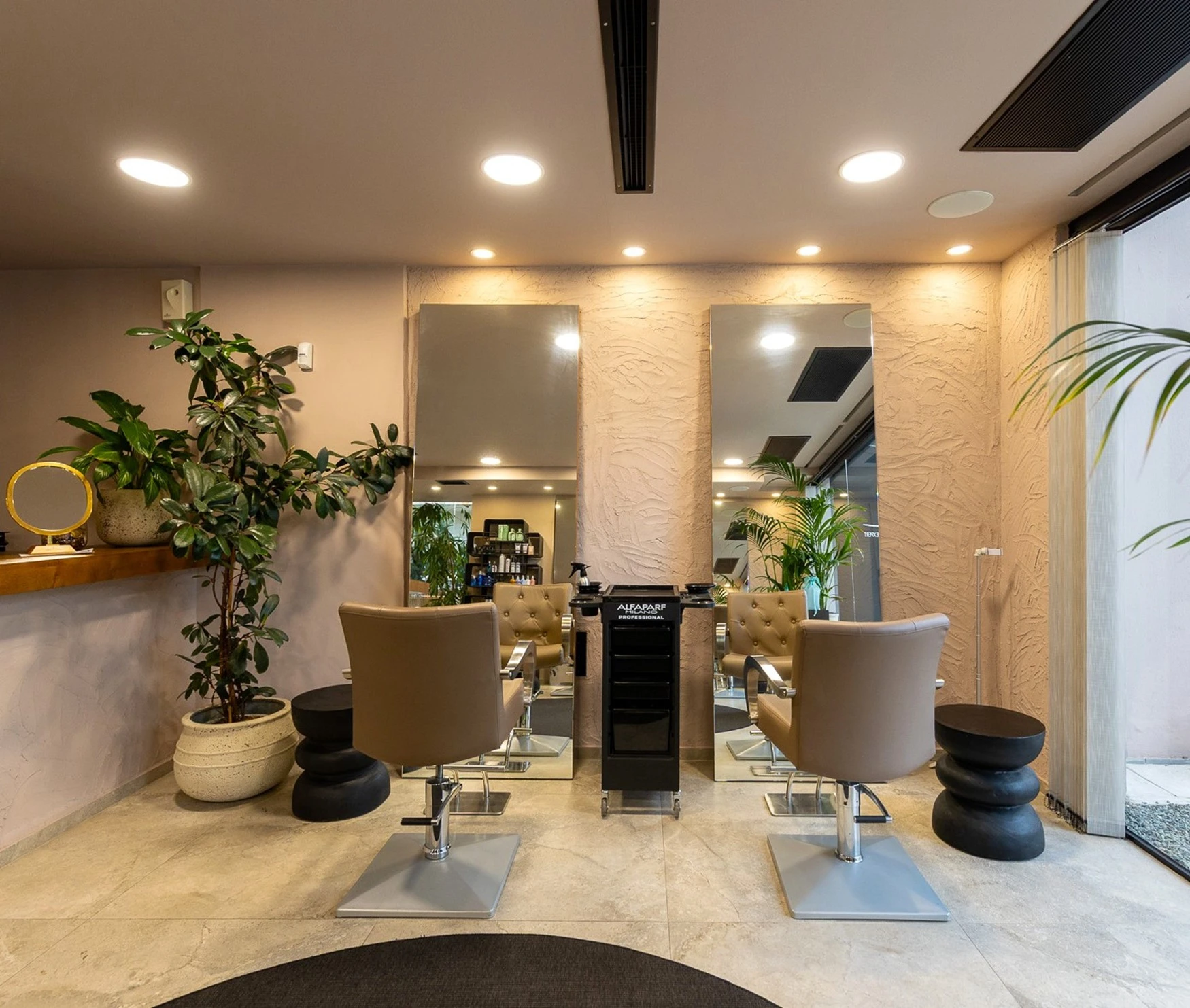 chares-hair-boutique-2.jpg?v=0