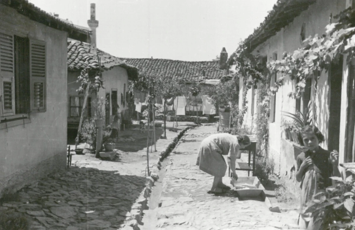 H καθημερινότητα στην πόλη, όπως θα την αποτύπωνε το 1941 ο φακός ενός Γερμανού στρατιώτη<br>﻿Πηγή: Κέντρο Ιστορίας Θεσσαλονίκης του Δήμου Θεσσαλονίκης, Ιδιωτικές συλλογές, φ. 19, υποφ. 1