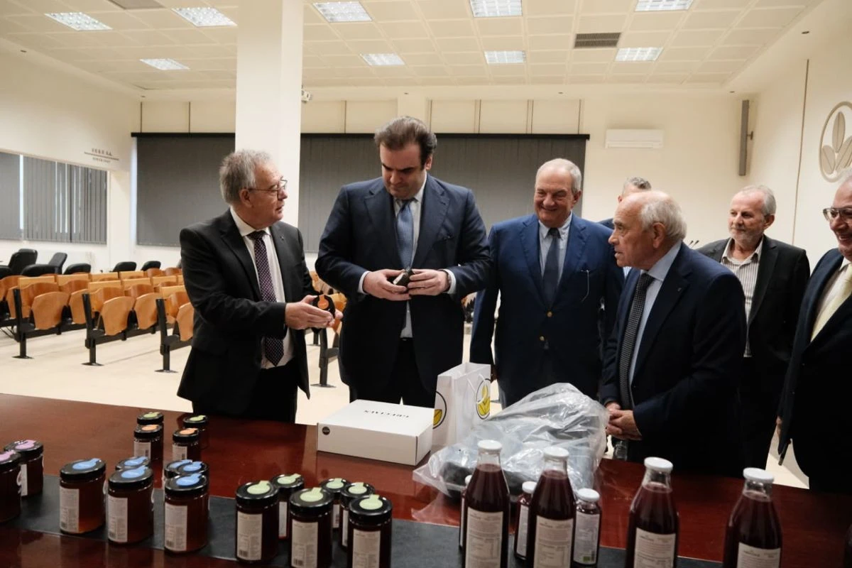pierrakakis-seke-karamanlis-oktovrios-2026-440421.jpg