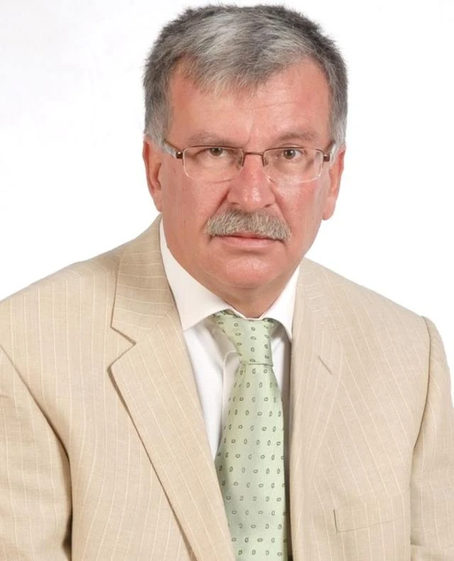 agelidis.jpg