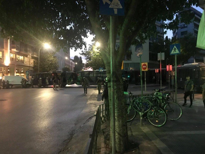 thessaloniki-poreia-fussas-kloubes-mat.jpg