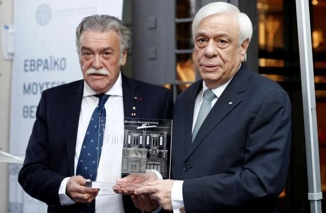 pavlopoylos1.jpg
