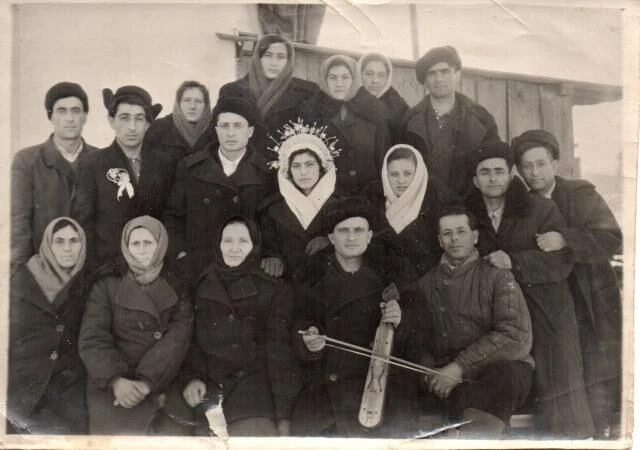 pontiakos-gamos.jpg