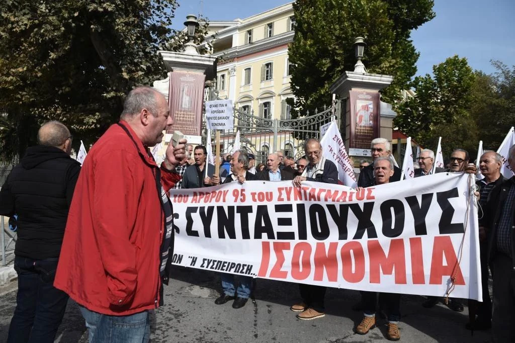 suntaxiouxoi-ymath-diamarturia.jpg