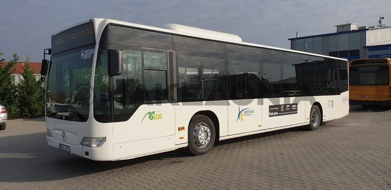 bus14.jpg