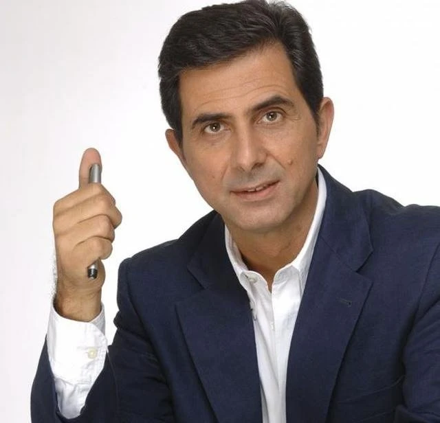 gioulekas.jpg