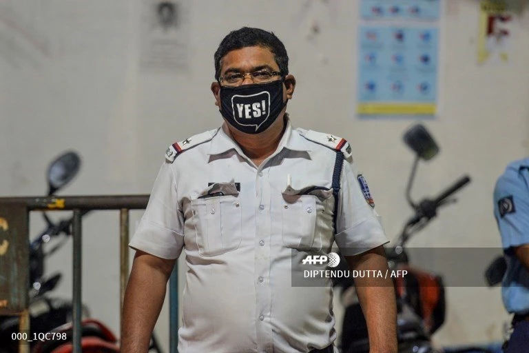 masks5.jpg