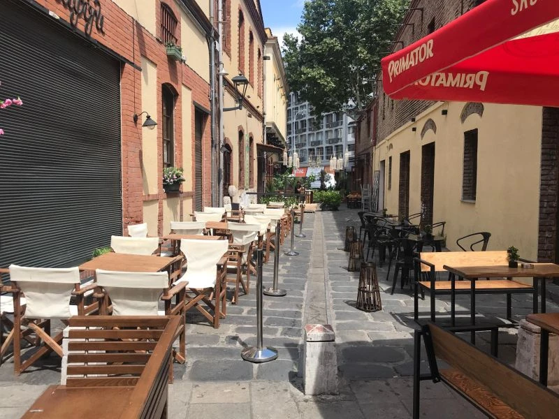 ladadika-kafe1.jpg