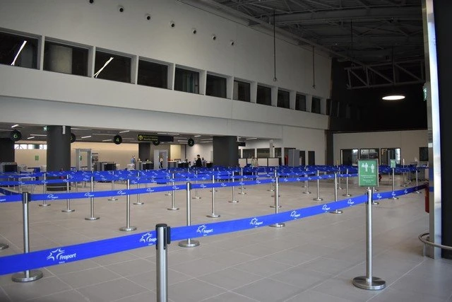 makedonia-aerodromio-prosopikos-elegxos-neo-ktirio.JPG