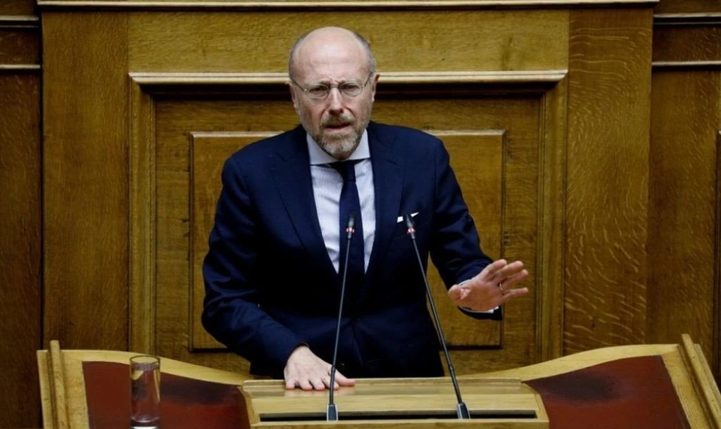 vartzopoulos.jpg