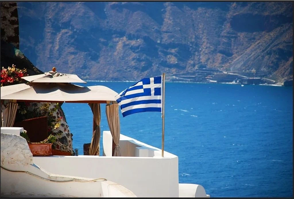 ellada-tourismos-santorini-thalassa-diakopes.jpg?v=0
