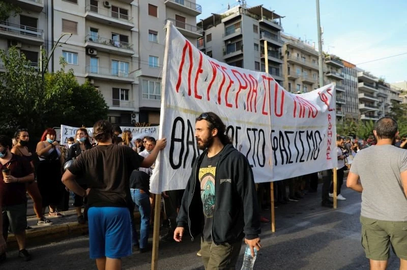 antifasistiki-sygkentrosi-xrysi-avgi3.jpg