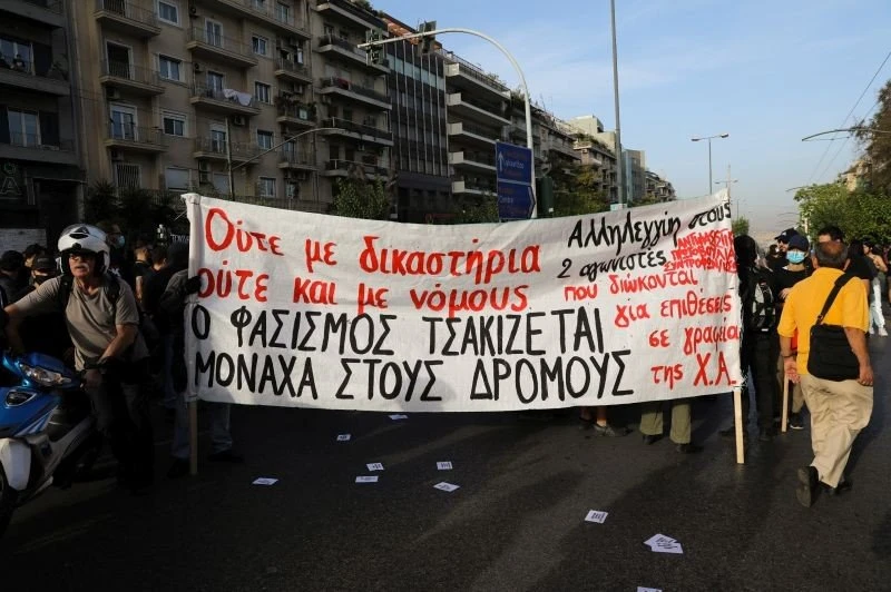 antifasistiki-sygkentrosi-xrysi-avgi4.jpg