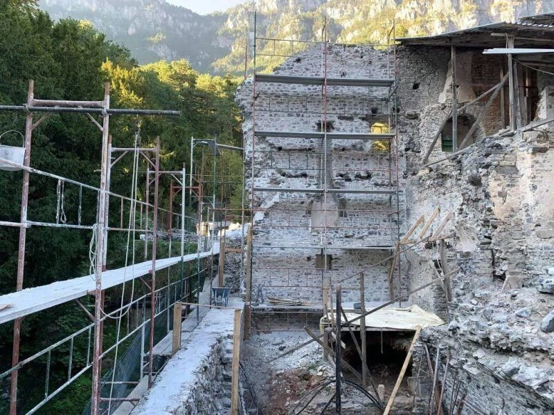monastiri-olympos4.jpg