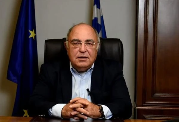 filippidis-esth.jpg