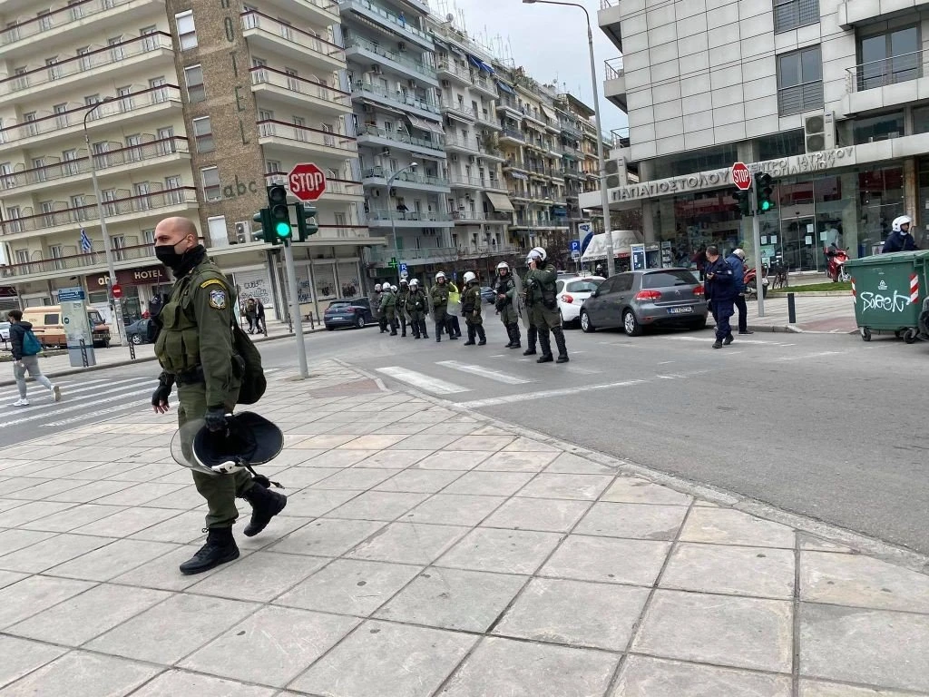 poreia-foitites-apth.jpg