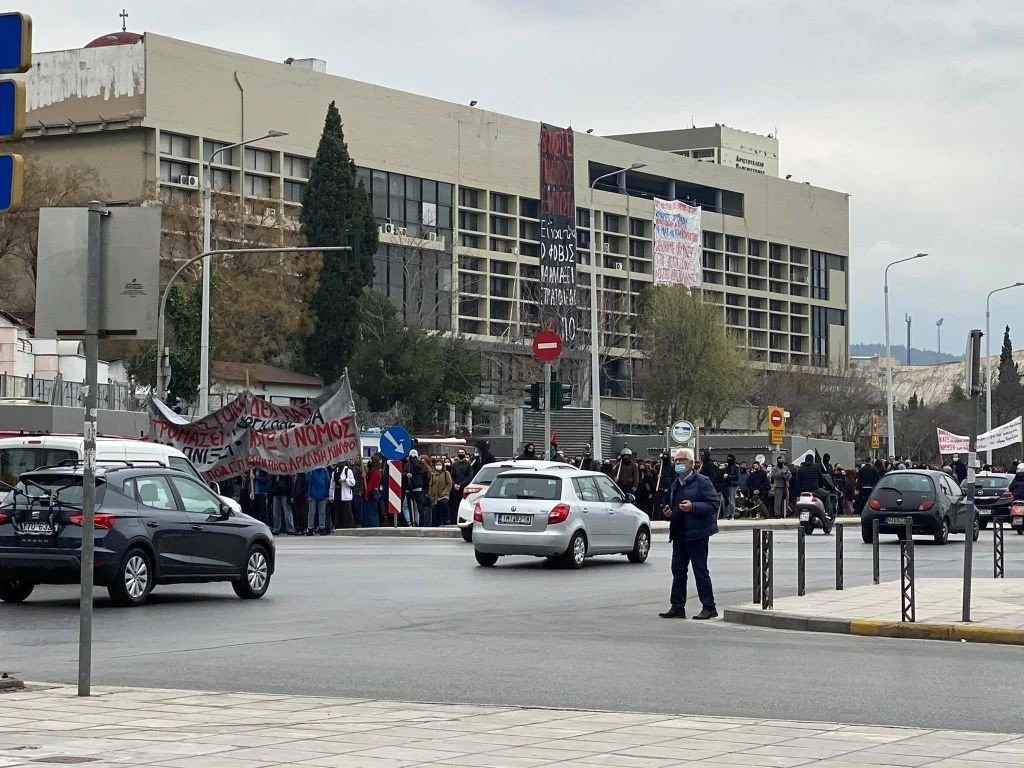 poreia-foitites-apth2.jpg