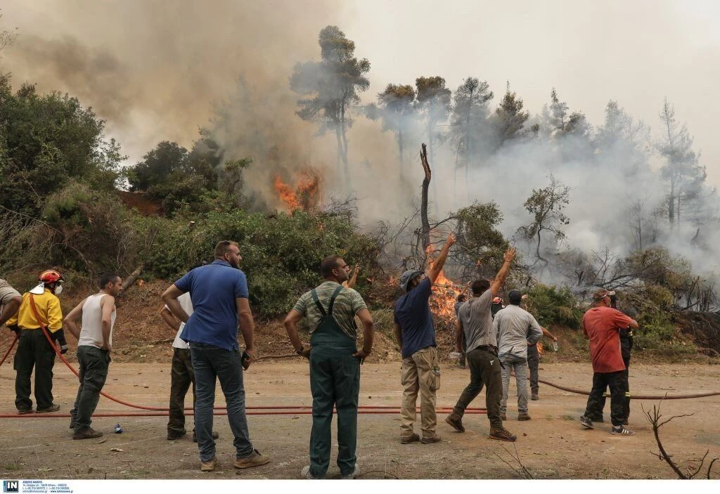 Οι φλόγες σήμερα στις Κεχριές